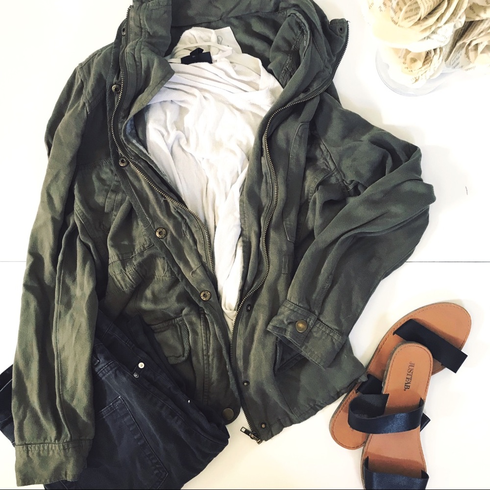 Full Tilt army green jacket large utility